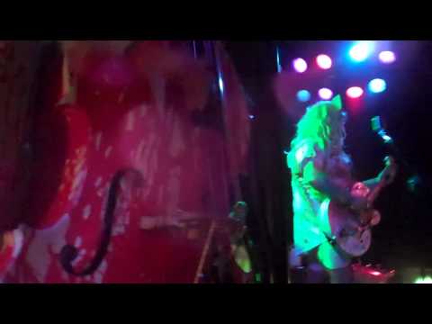 Mutilators - Run! From The Hideous She-beast - Live at Slim's SF