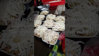 Download lagu Makaroni Skutel. Bahan makaroni, kronet beef, susu UHT, keju Kraft, mp3