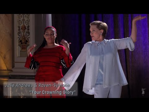 Your Crowning Glory (Princess Diaries 2 [subtitled] 2004) - Julie Andrews, Raven Symone