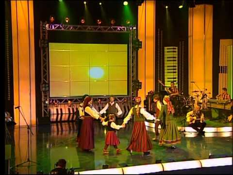 Bērziņu ģimene - ES STĀVĒJU AGRU RĪTU