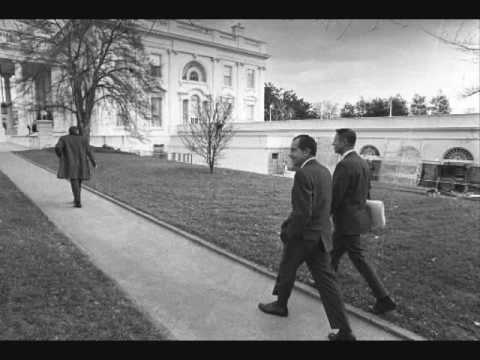 Drunk Nixon calls Haldeman over Watergate