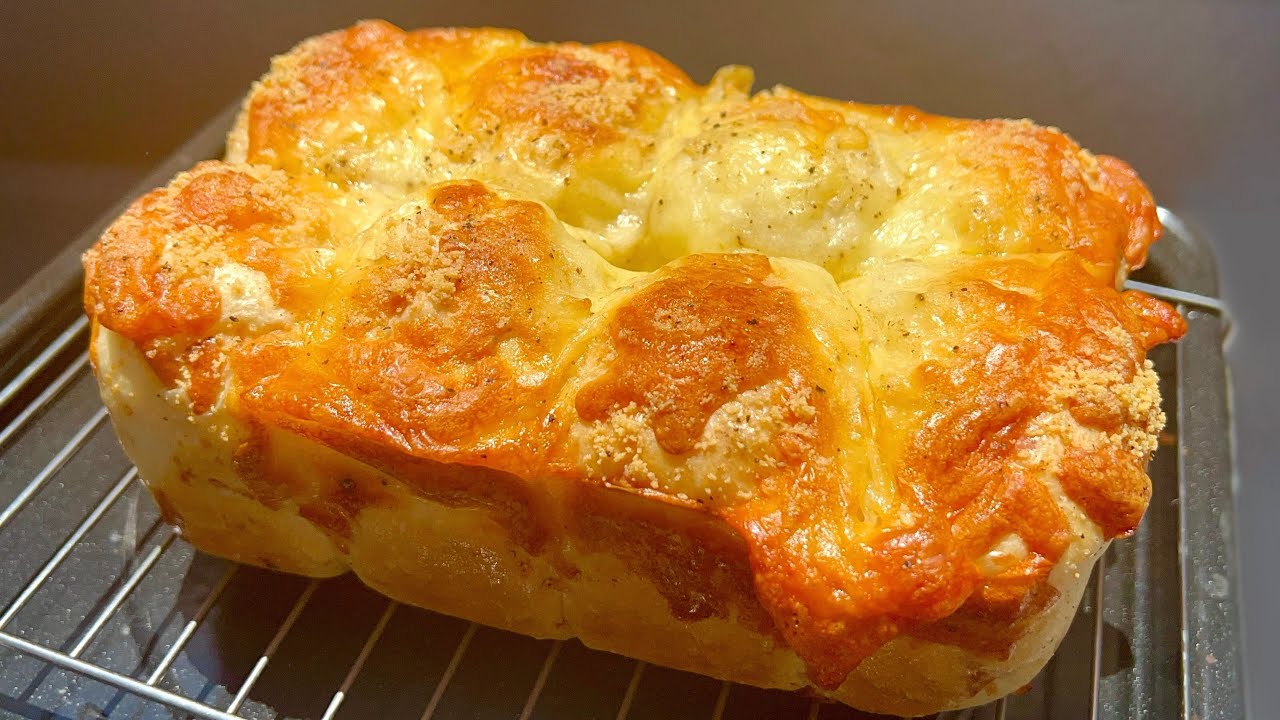 #139 溢れるチーズ&スパイスで夏パン作り！『ペッパーチーズパン』