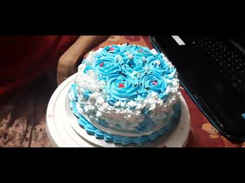 celebration cake Teju che cupcakes