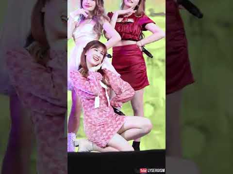 [ 4K Fancam Naho Cmcafe ] ขอโทษที่สวย - Graduation Stage Cheesypie