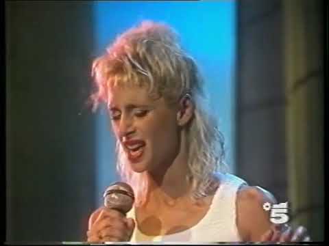 JO CHIARELLO - Ma Che Bella Storia D'Amore (Superclassifica Show, 1987)