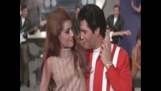 Elvis Presley - &quot;Fools Fall In Love&quot; .