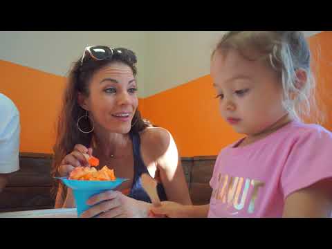 download lagu mp3 mp4 Hawaiian Shaved Ice Maui, download lagu Hawaiian Shaved Ice Maui gratis, unduh video klip Hawaiian Shaved Ice Maui