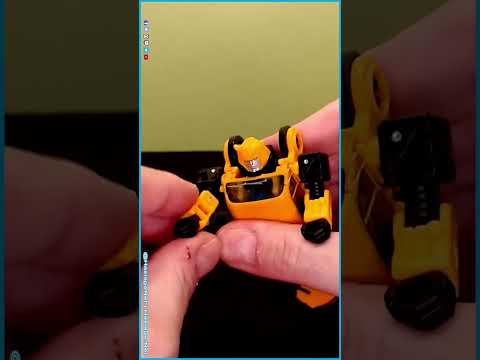 Deluxe sized Bumblebee! Amazing Engineering! #Netflix #TransforMinute #Shorts | HNE Toys