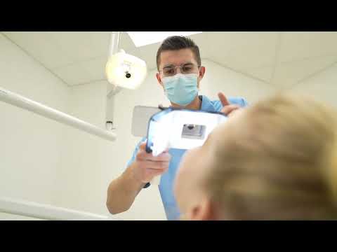 Kieferorthopädie Fetscherplatz - Dr. Schneevoigt & Dr. Bahrig YouTube-Vdeominiatur 5