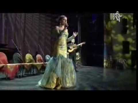 DIANA SAVELEVA - " ADAJDI , NIE GLIADI "