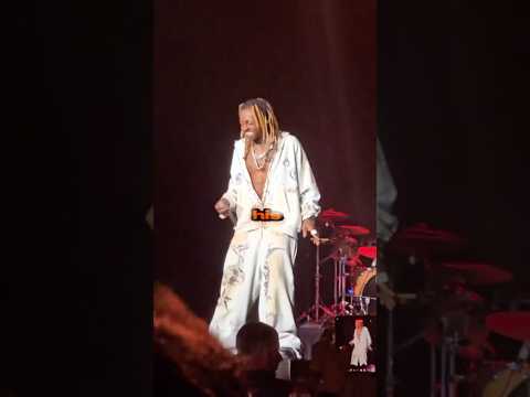 Fans FORCED Lil Wayne To Stop..