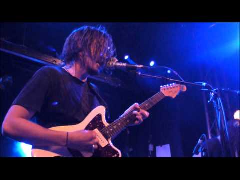 HALF MOON RUN LIVE IN PARIS A LA FLECHE D' OR LE 27 AVRIL 2012 2