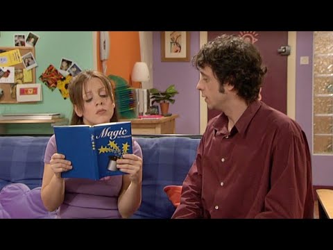 Extr@ - Episode 7 - The twin - on/off subs: ENG, RUS - British English TV Series