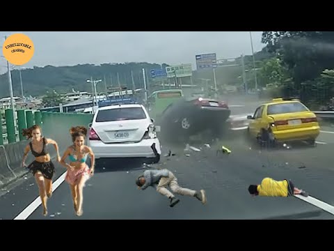 61 SHOCKING Car Crashes Moments Compilation : Idiots in Cars Caught On Camera