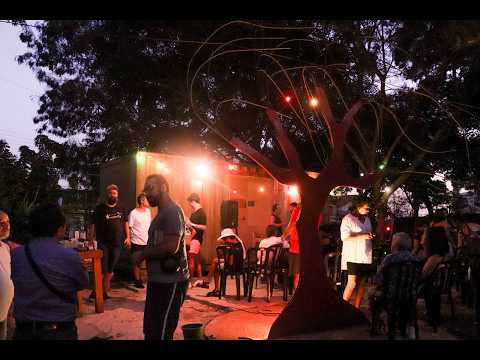 Sarau do Livro Inteiro (Biblioteca Comunitária de Poesia Tula Pilar)