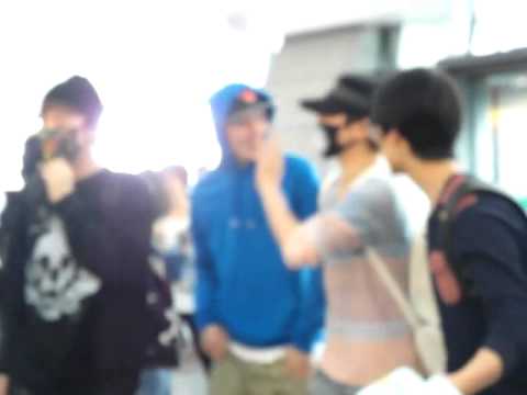 130425 INFINITE + Tasty  @Taiwan Taoyuan Airport 送機