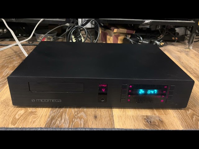 Micromega Stage 4 cd player Made in France  in Stereo Systems & Home Theatre in Kingston
