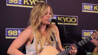 Lindsay Ell | &quot; Criminal&quot; | Acoustic Performance
