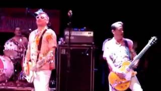 Me First and the Gimme Gimmes: Stairway To Heaven/Ghostriders In The Sky