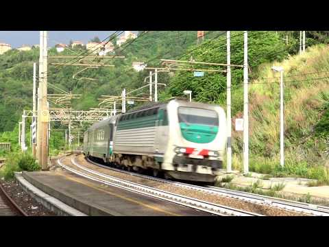 IL SALUTO DELLA E.403 CON L' IC NOTTE A MIGNANEGO (GE) 7 - 6 - 2018