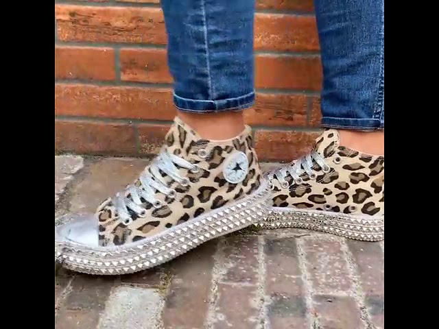 Vídeo relacionado con xinran & shengli Zapatillas de lona para hombre y mujer, con cordones, unisex, para correr, zapatillas de deporte para mujer, hombre, informales, tenis, Estampado De Leopardo Rojo, 35 EU