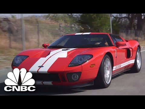 Jay Leno Goes Head-To-Head With Le Mans Winner In The 2017 Ford GT | Jay Leno's Garage | CNBC Prime