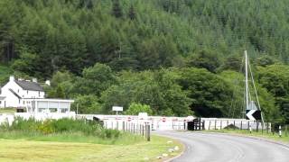 preview picture of video 'Laggan Swing Bridge na A82'