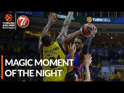 7DAYS Magic Moment of the Night: Jordan Loyd, Valencia Basket