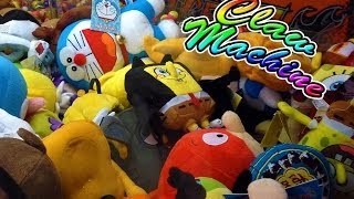 preview picture of video 'Claw Crane Machine in Holiday World Maspalomas'