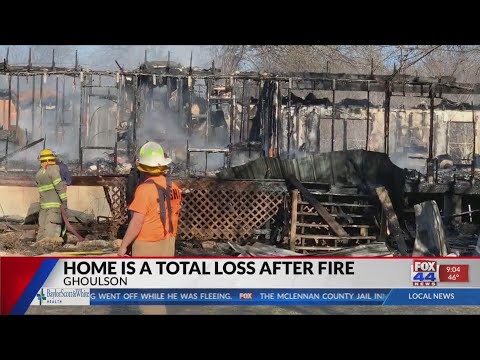 Ross Road fire destroys house, displaces 2
