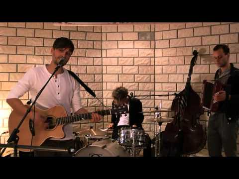 Franz White - song of the month june, 2011 - weary - with Felix and Ludwig from 