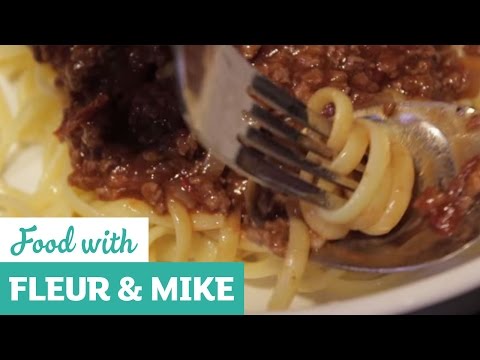 Spicy Spaghetti Bolognese Twist | Fleur & Mike