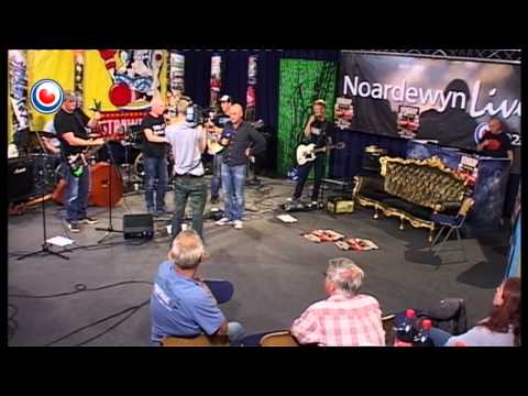 Strawelte vs. De Hûnekop live yn Noardewyn Omrop Fryslân