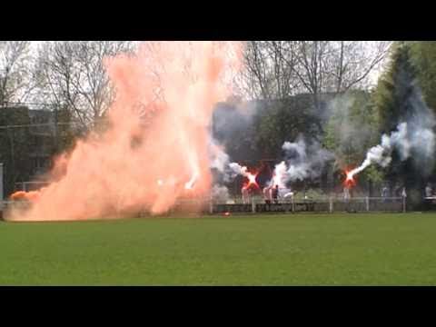 CION 1 (CION 1 - Victoria 04 1 23/04/2011) opkomst spelers van de Vlaardingse stadsderby