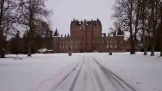 preview picture of video 'Winter Walk In The Snow Glamis Castle Angus Scotland'