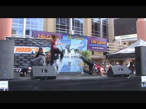 Automatic Repsonse at KissFM Finals