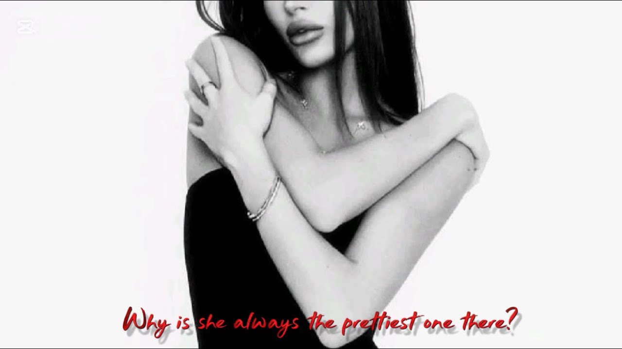 ⚠️ ╰┈➤ Why is she always the prettiest one there??⤶