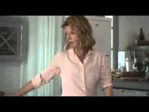 Tu honoreras ta mère et ta mère (2011)