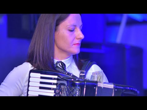 ``OČAJNE DOMAĆICE`` - SVADBARSKO VESELO KOLO ( LIVE 2020)