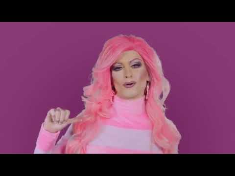 Kika Lorace - La Reina del Grindr.