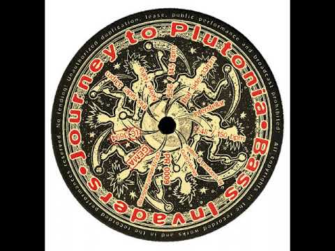 Bass Invaders - Interstellar