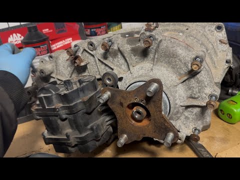 2007-2013 Toyota Tundra transfer case motor actuator removal. (JF1A)
