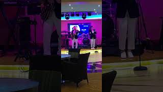 Flori on the go....💃 ❤️ 🌷 ⛱️ 🛳 🌇 #youtubeshorts #travel #trending #cruise #fun #ytshorts #viral