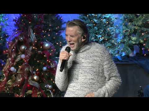 Kenny Loggins & Doobie Brothers Michael McDonald sing Yacht Rock "What a Fool Believes" live 2024