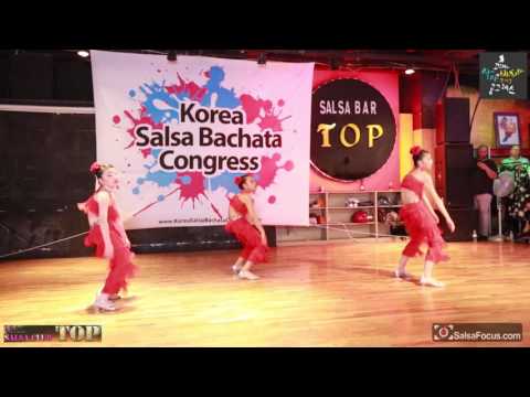 Kid team From Japan! Team sabor caleno Ninas show 2017 Korea salsa & Bachata congress Main Party@TOP