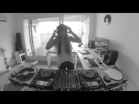 Vermuth - Agatha Pher 2018 "Micropodcast"