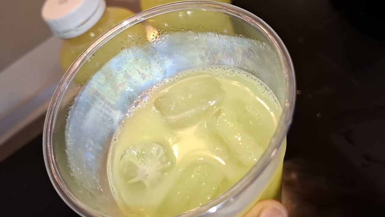 WEIGHT LOSS/DEBLOAT JUICE | JUS POUR LA PERTE DU POIDS. #fitness #juice #sports