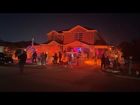 Truques ou travessuras para bebês na noite de Halloween de 2023