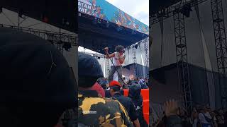 Download lagu slank kutakbisa live bandung #konser #slank #slankers mp3