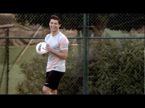 Cristiano Ronaldo Vs Nadal bay karim hakimi :)